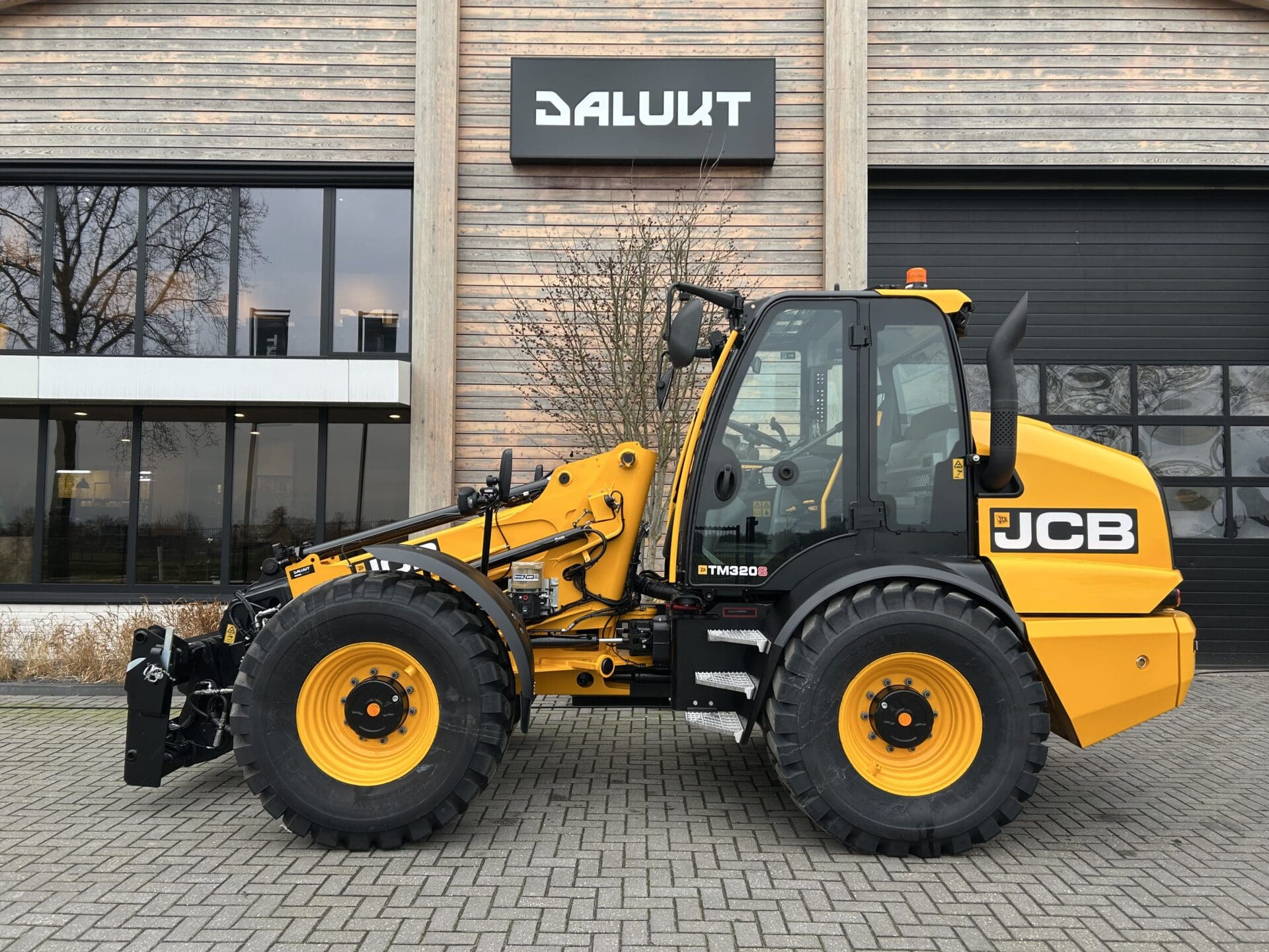 JCB TM320S