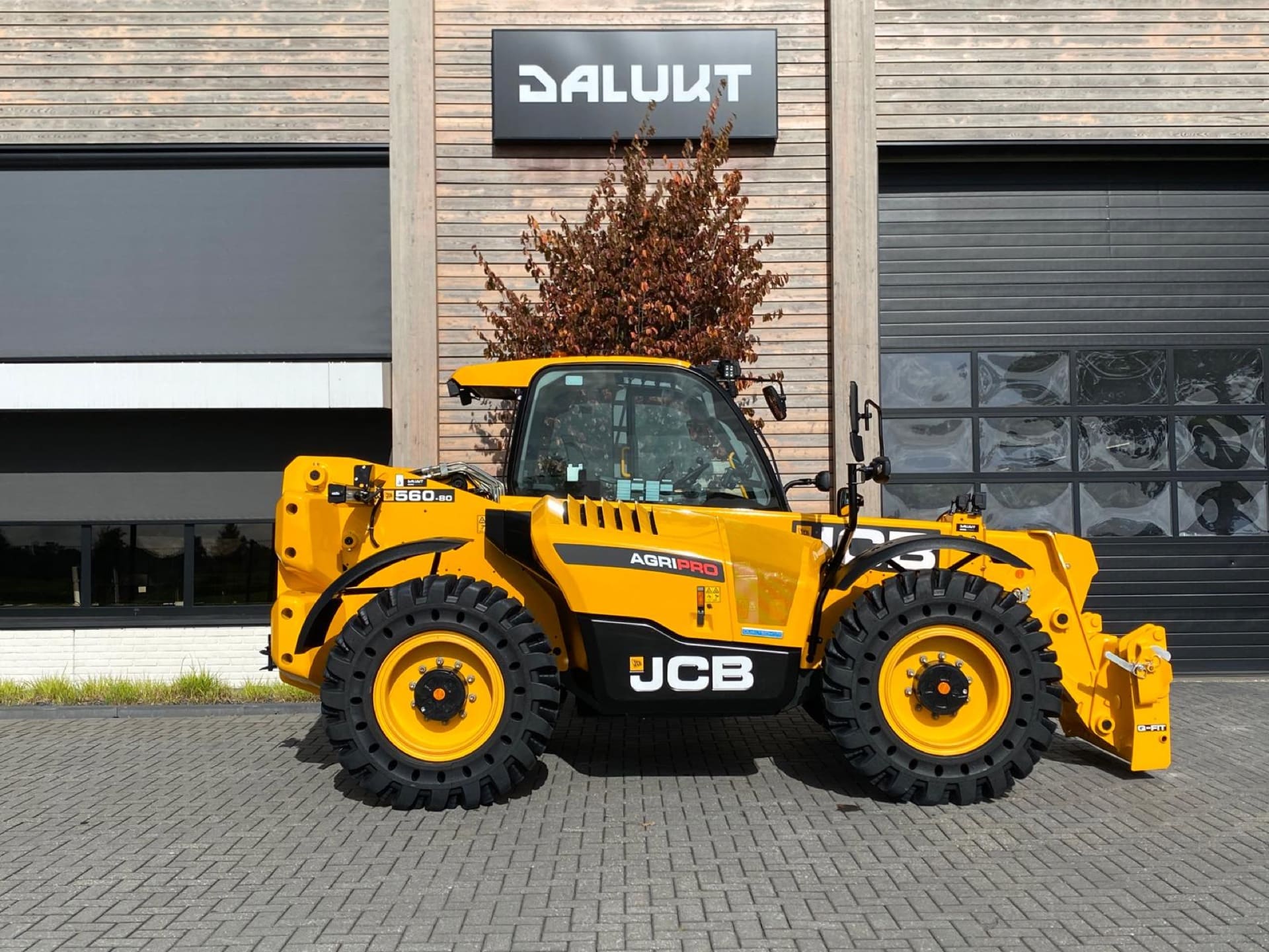 JCB 560-80 Agri Pro verreiker afgeleverd aan Veldstaal BV uit Velddriel